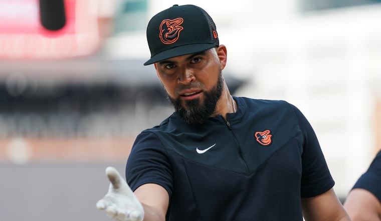 Robinson Chirinos destaca la planificación y el optimismo de los Leones del Caracas en la Convención de la LVBP