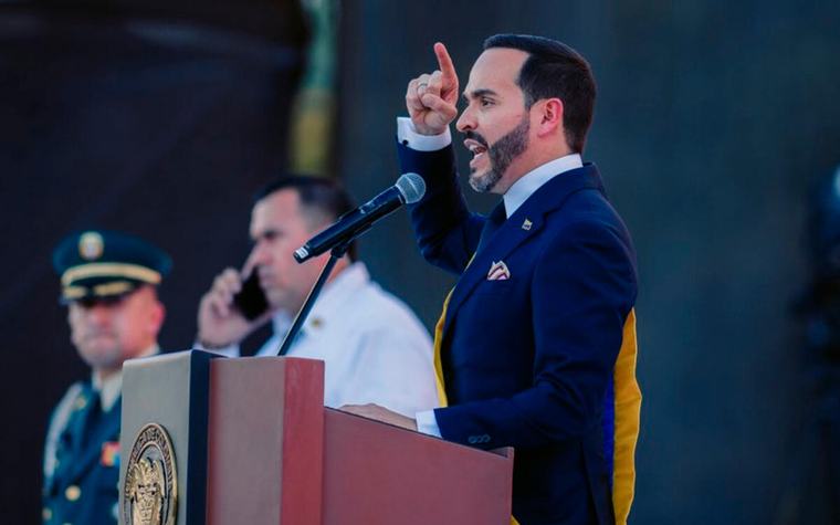 De la Espriella canceló diálogos de paz con tres grupos armados