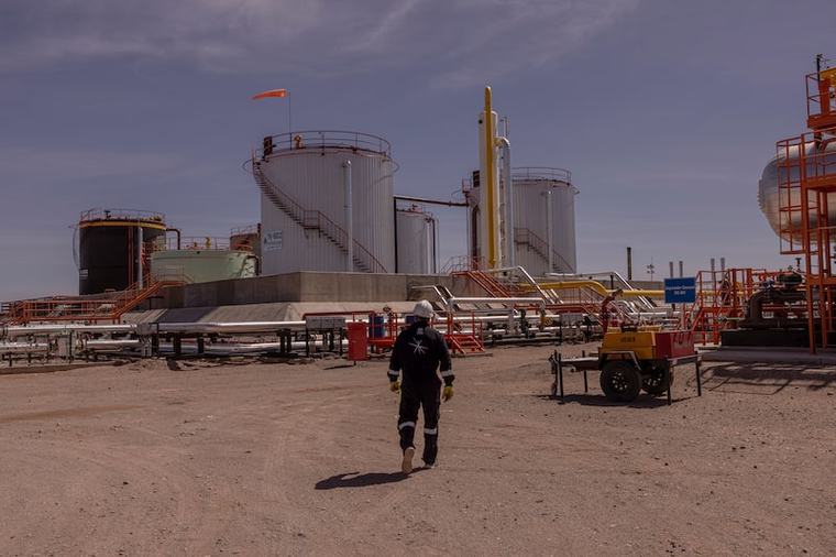 Nuevo récord de petróleo en Argentina: siete de cada 10 barriles ya salen de Vaca Muerta