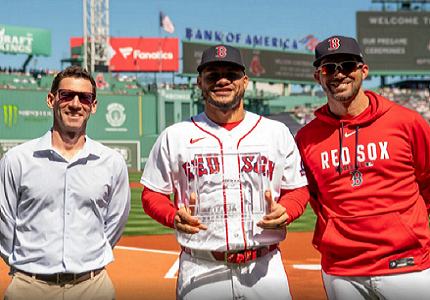 Willson Contreras gana el premio Corazón y Esfuerzo en la mlb