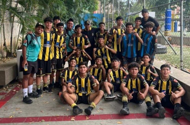 Academia Fútbol Para Todos disputará tres finales del Apertura 2026