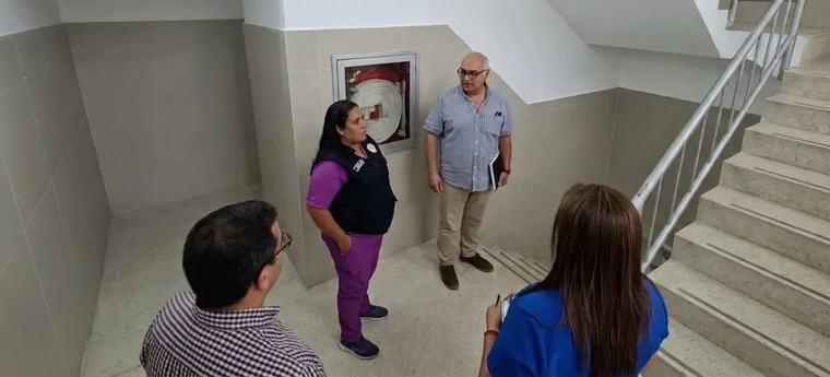 Autoridades sanitarias evalúan avances de rehabilitación en el Hospital Dr. Rafael Medina Jiménez de La Guaira