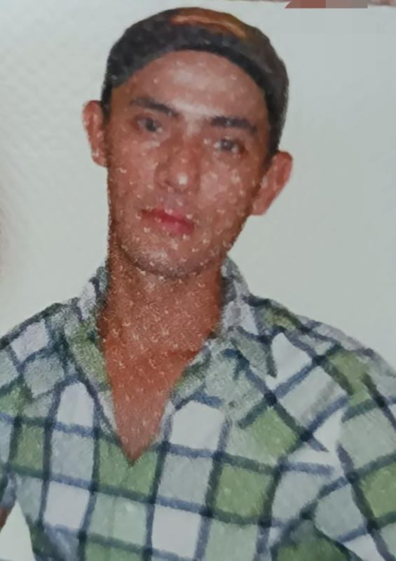 Heredó la búsqueda de su hermano tras la muerte de su madre