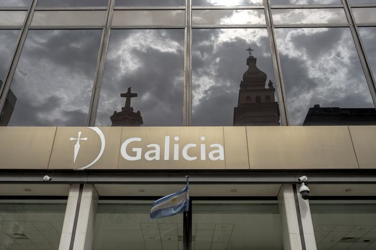 Mora en Argentina: el pico esperado por Grupo Galicia se demoró un trimestre