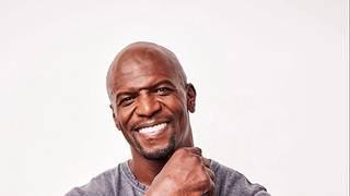 Terry Crews visita el Santiago Bernabéu y recibe este regalo de Vinicius